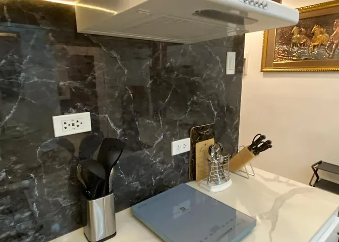 Seven-eleven 1br - Royal Oceancrest Mactan