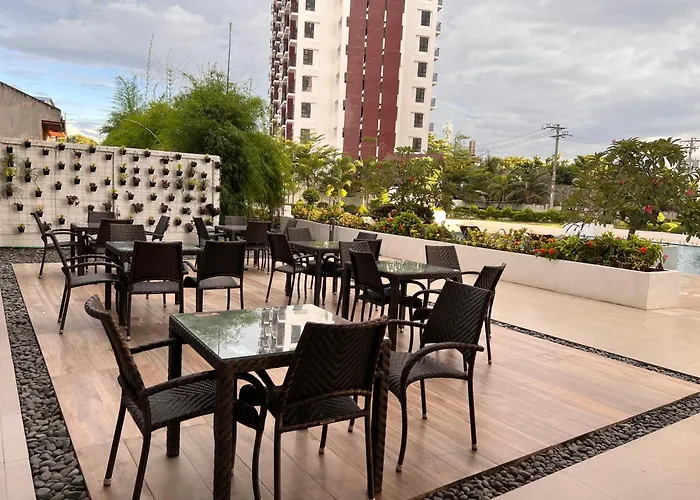 Seven-eleven 1br - Royal Oceancrest Mactan