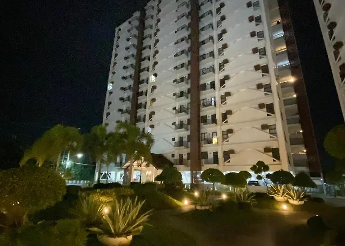 Appartement Seven-eleven 1br - Royal Oceancrest Mactan